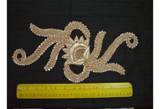 1 pieces Tiny Beaded Flower shaped Rhinestone Golden Applique For Embellishing A Wedding Dress Indian Embroidery Appliques Headband Patches Wedding Decoration Appliques