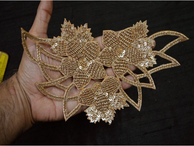  Paisley Indian Embroidery Rhinestone Applique Handmade Garment Accessories Beaded Bridal Dresses golden Appliques Crafting Sewing 50 Pieces Extremely Beautiful Small Applique For Decoration