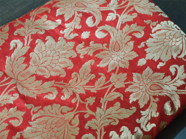 Silk Brocade in Red and Gold with Motifs Weaving Indian Blended Silk by the Yard Dresses Home decor boutique material Cushion Cover clothing accessories