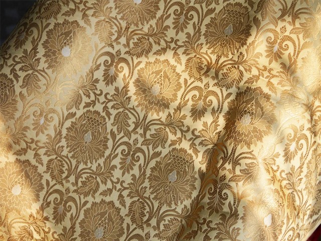 Dark Beige Gold Brocade by the Yard Banaras Blended Silk Wedding Dress Home Decor Table Runner Jacket boutique material Making Fabric festive wear clothing accessories