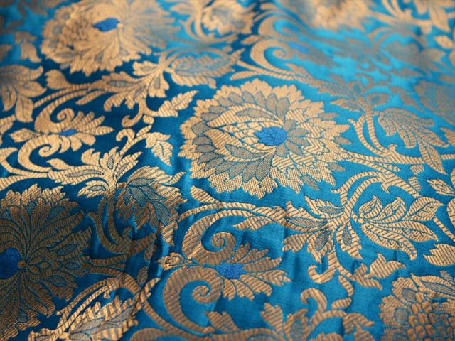 Indian Turquoise Gold Weaving Banaras Brocade by the Yard Fabric Wedding Dress Table Runner Home Decor Curtains Banarasi Cushion Cover Art Silk Sherwani Fabric
