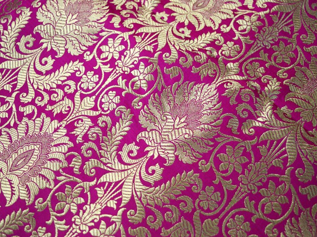 Magenta And Gold Weaving Banarasi Silk Wedding Dress Brocade by the Yard gown making festive wear boutique material Lehenga Making christmas supplies clothing accessories