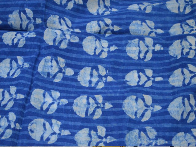 Indigo blue Indian cotton by the yard fabric sewing quilting vegetable dyed crafting summer dresses handloom kurta cushion covers home furnishing curtain drapery fabric