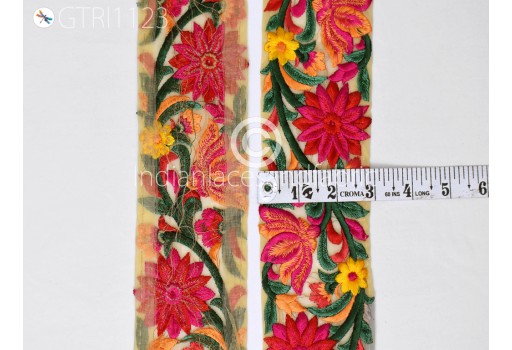 9 Yard Embroidered Ribbon Garment Clothing Fabric Trim Indian Sari Border Saree Dresses Trimmings Wedding Dress Costumes Embroidery Crafting Laces Home Décor Tape