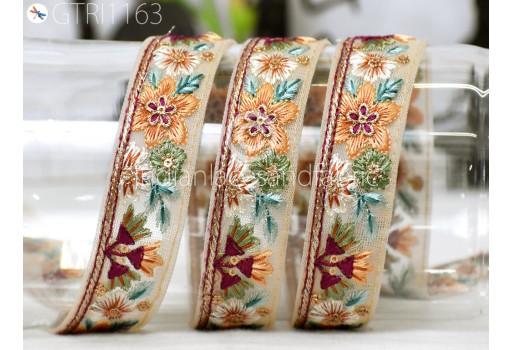 9 Yard Indian Embroidered Trim Sari Fabric Gift Wrapping Ribbon Embellishment Sewing DIY Crafting Border Embroidery Cushions Lace Home Decor