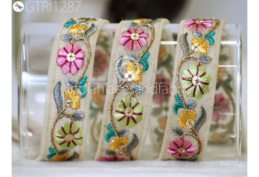 9 Yard Indian Embroidered Trim Dress Making Borders Sari Fabric Gift Wrapping Ribbon Embellishment Sewing DIY Crafting Tape Embroidery Cushions Lace Home Décor Trimming