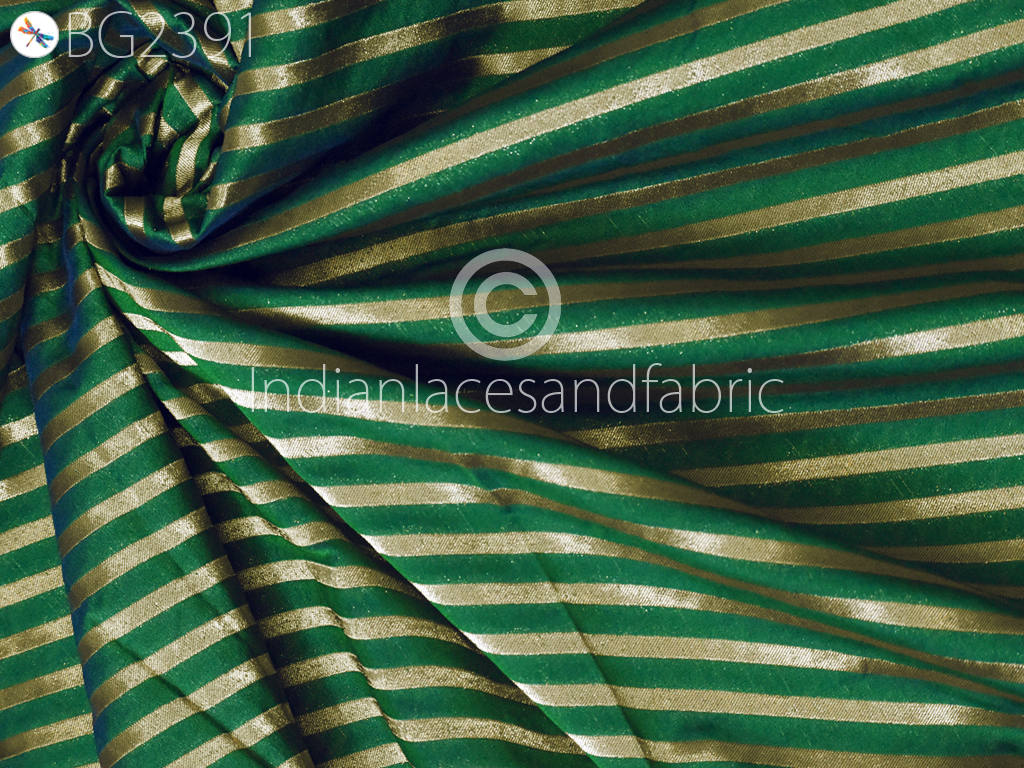 Indian Green Banarasi Brocade by the yard Sewing Benarse Wedding Dresses Material Costumes Crafting Sewing Draperies Cushions Pillowcases Bridal Skirts