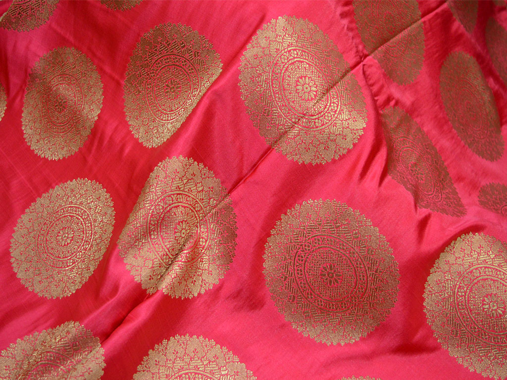 Silk Brocade Illustrate Motifs Golden Floral Weaving Design Pinkish Peach Brocade By The Yard Kids Dress Material Hat Making Home Furnishing Clutches Blended Silk Skirts clothing accessories
