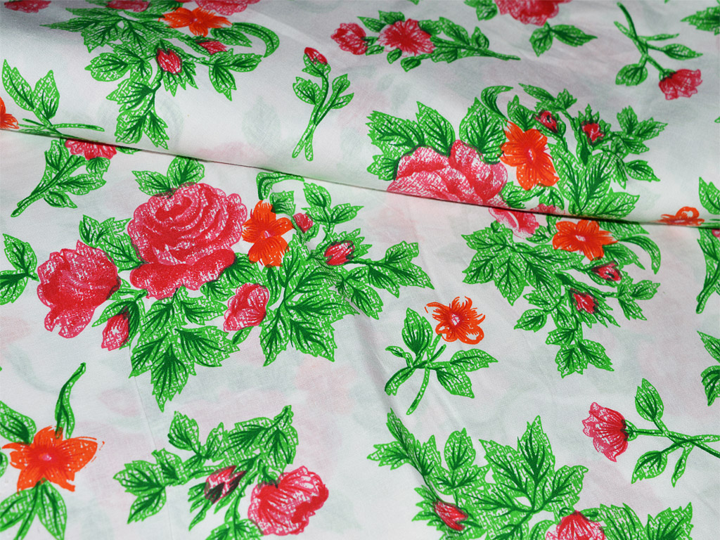 New 40 Yard New Indian Cotton Fabric by yard Summer Dresses in Floral Quilting Cotton Fabric by the Yard ! Boho Fabric Gypsy Fabric