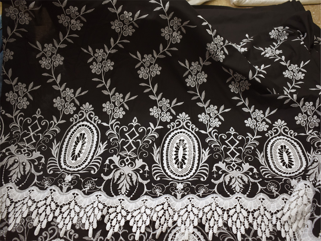 Black and White Floral Lace Fabric 