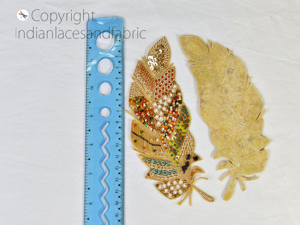 Cool 2pc/set, Gold Metallic QUEEN patches, DIY, Embroidered Applique I –  PatchPartyClub