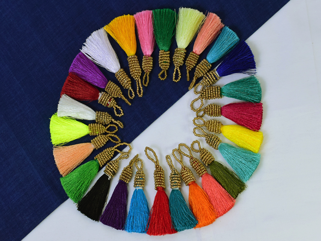 8 Beaded Tassels Jewelry Making Decorative Handmade DIY Crafting Thread  Tassels Christmas Home Decor Charms Gypsy Latkan Keychains